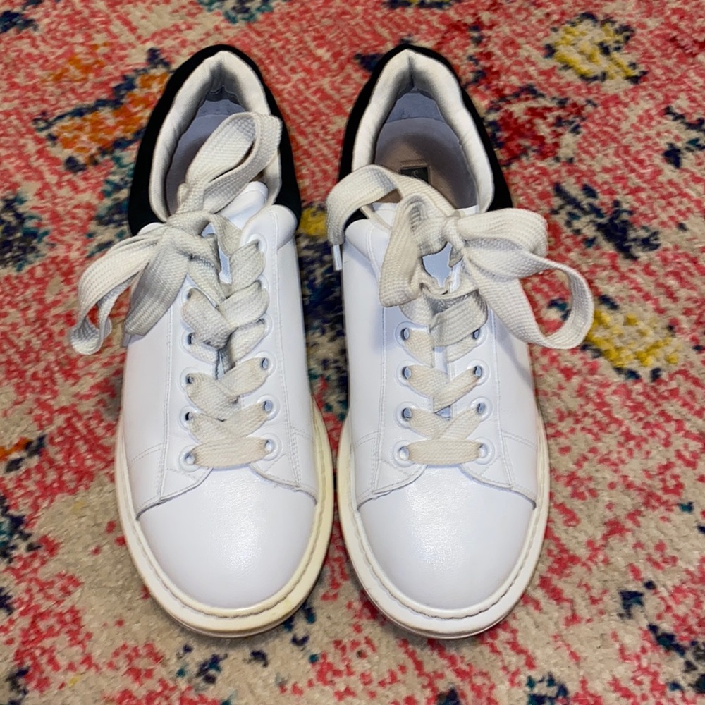 Steve Madden Catcher Sneaker